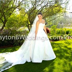 Paloma Blanca Wedding Dress